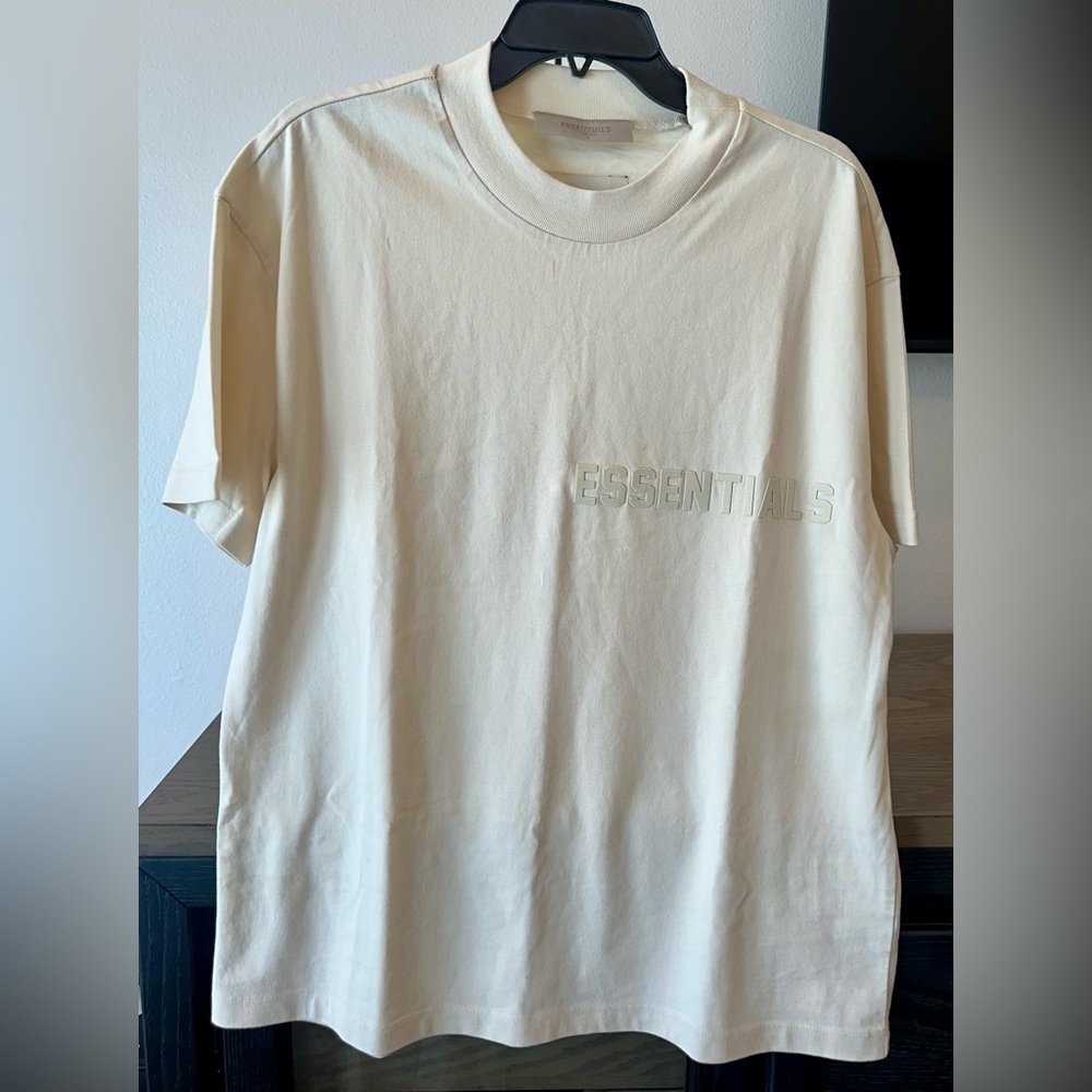 Fear of God Essentials Egg Shell T-shirt